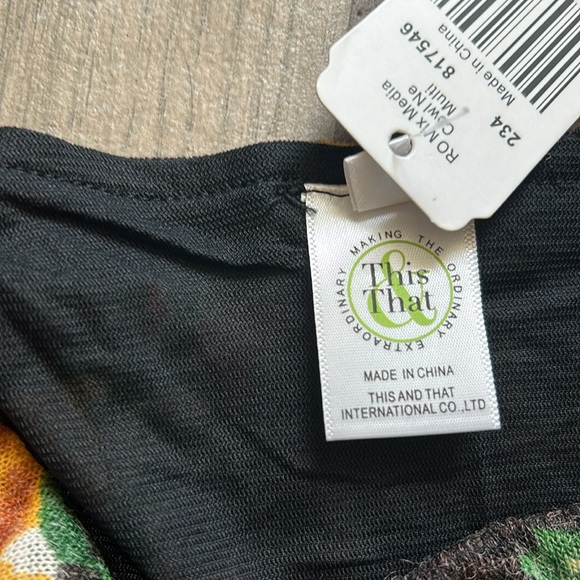 This that mix media cowl neck top - Picture 4 of 5